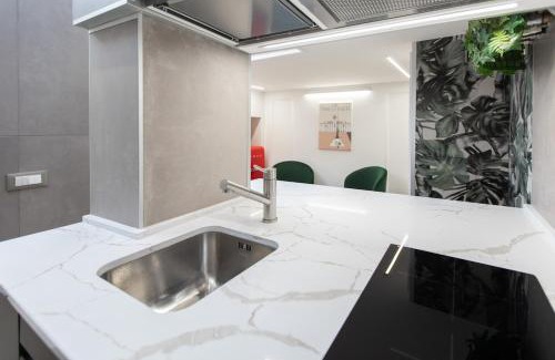 Barriera Vecchia-San Giacomo Apartamento | Minicasa di lusso con lavanderia e ricarica E-Bike
