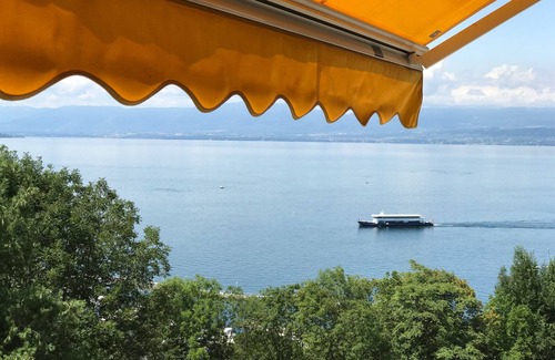 Thonon-les-Bains Apartamento | Miniloft nueve de 32 m2 con acceso directo y privado al puerto