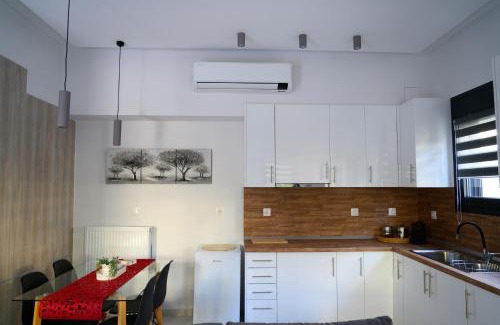 Trikala Apartamento | Minimal Condo