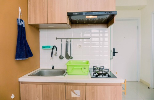 Kayu Putih Apartamento | Minimalist And Best Deal 2Br Green Pramuka City Apartment