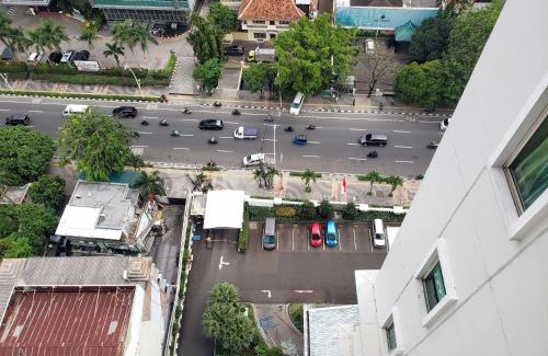 Kampung Bali Apartamento | Minimalist and Comfy 1BR at The Boulevard Apartment By Travelio