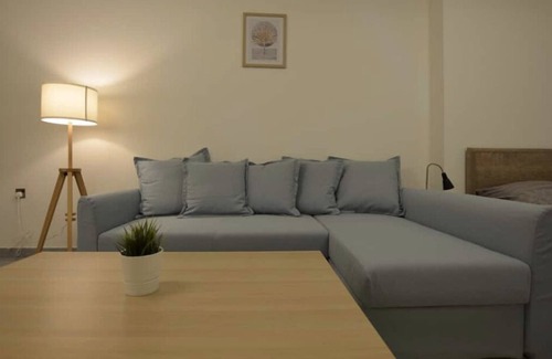 Dubai Apartamento | Minimalist lovely studio - Entire rental unit
