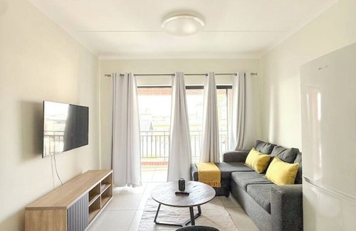 Greater Johannesburg Metropolitan Area Apartamento | Minimalist Stay | Clean, Cute & Cozy.