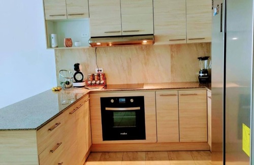 Conocoto Apartamento | Suite minimalista con vista a los volcanes