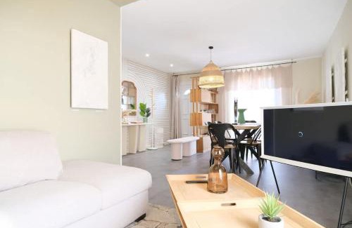Saint-Lo Casa | Minimaliste Oasis - Golf & Spa