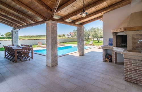 Pomer Cabina | Atractiva casa de campo en Pomer con piscina privada