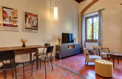 Sant' Ambrogio Apartamento | Minnesota Apartment by Mamo Florence