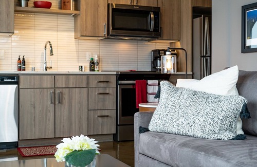 Warehouse District Apartamento | Minnestay * Sable 87 ★ Viajero de negocios ★ Caminar al tren ligero ★ North Loop