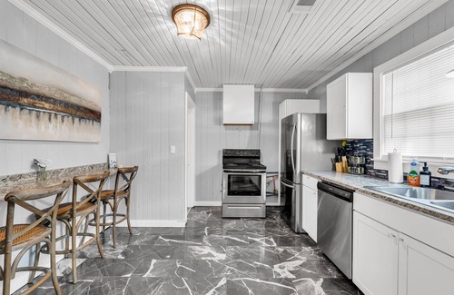 Starkville Casa | Mins from Campus | Cozy | King Bed