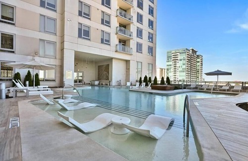 Garden Hills Apartamento | Mins from Shops, Eateries | Easy Highway&Freeway Access