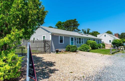 Dennis Port Casa | Mins to Beach & Town Great Outdoor Space