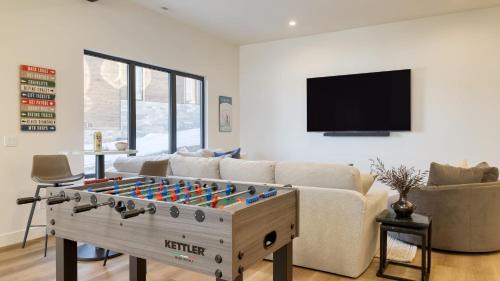 Park City Casa | Mins to Deer Valley Lift Firepit Game Room Views 5BDR Orion by AvantStay