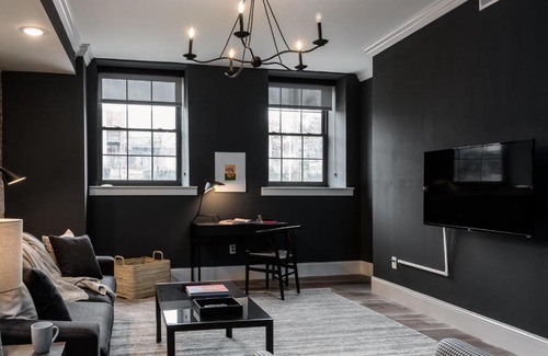 Near Southside Apartamento | Mins to Downtown, Ballpark, Arch with Free Parking, W&D - Zencity at Bordeaux