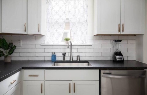 Norwood Casa | Mins to Downtown & Top Golf - Historic at Norwood