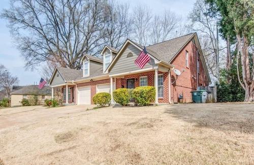 University District Casa | Mins to Downtown & U of Memphis! High Point Duet