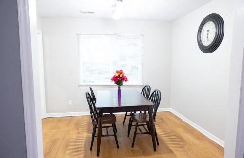 Charlotte Casa | Mins to Hospital Carowinds, Stadium, AMP Ballantyne