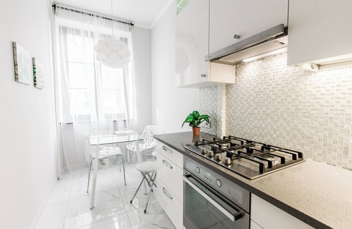 Sovetsky District Apartamento | Minsk Apartment Lux on Nezavisimosti 43