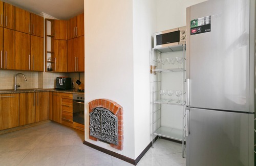 Minsk City Centre Apartamento | MinskLux Apartment 2 bedroom Nezavisimosti 12