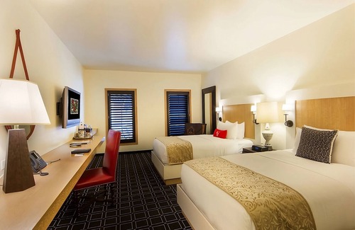 San Jose Hotel | Minutes Away from Winchester Mystery House! Modern Units w/ Valet Parking!