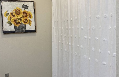 Aubrey Casa | Minutes from Area Wedding Venues & Walking Distance to Historic Downtown Aubrey