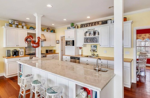 Unionville Casa | Minutes from Downtown Easton and St. Michaels | Private Dock | Kayak | Pet Frien