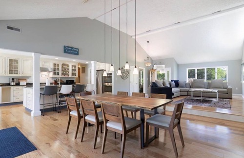 Royal Oak Casa | Minutes from Downtown Easton and St. Michaels | Private Dock | Pool | Kayaks