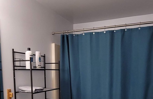 North Tonawanda Apartamento | Minutes from Niagara Falls state park, Air Base, Shopping Centers, Universities!