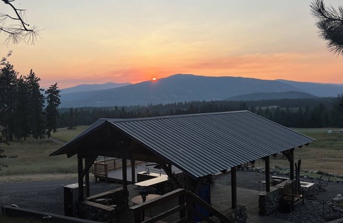 Colville Casa | Minutes from the sandy beaches of Lake Roosevelt & the Colville National Forest