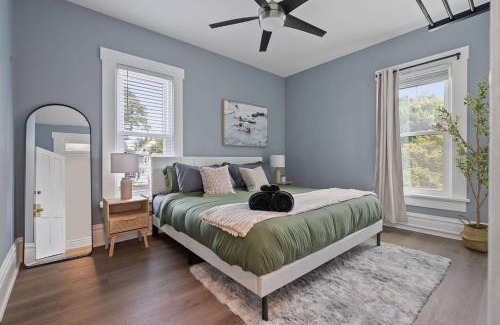 Victorian Village Casa | Minutes to Arena District - Foosball & Game Area