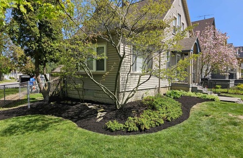 Sandusky Casa | Minutes to Cedar Point, newly remodeled 4 bedrooms.