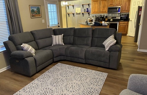 Williamsburg Casa | Minutes to Colonial Williamsburg, William & Mary, Busch Gardens, Pet Friendly!