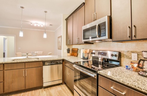 Town Center Apartamento | Minutos a KSU en el corazón del centro de la ciudad!