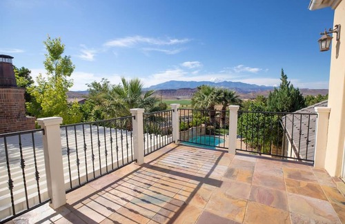 Hurricane Casa | Mirabella Villa Private Pool and Outdoor Kitchen