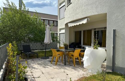 Leonberg Apartamento | Miracle House mit Terrasse, Parkplatz & Top-Ausstattung in Leonberg