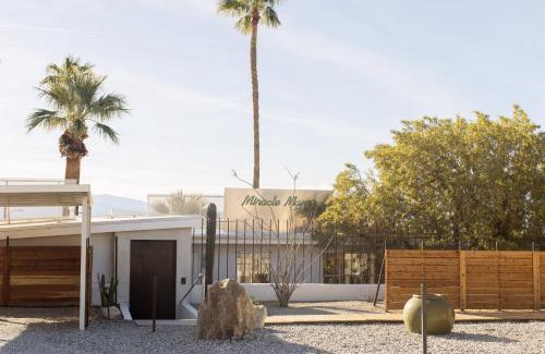 Desert Hot Springs Hotel | Miracle Manor Boutique Hotel & Spa