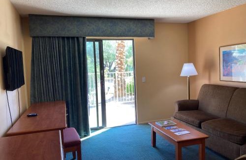 Desert Hot Springs Complejo | Miracle Springs Resort and Spa