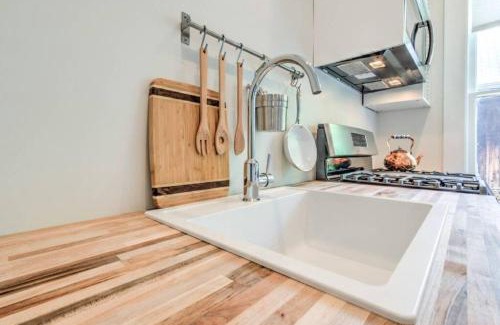 Central Midtown Apartamento | Miraculously Modern in a Vintage Shell Midtown