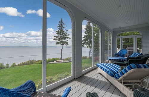 Southport Casa | Miradon Ocean Estate: Expansive Ocean Views