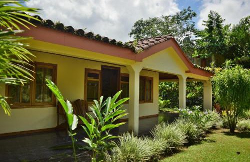 El Fósforo Casa | Mirador House, Cozy Private Home W- Volcano View