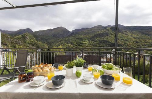 Panticosa Apartamento | Mirador de Estrimal by BeValle