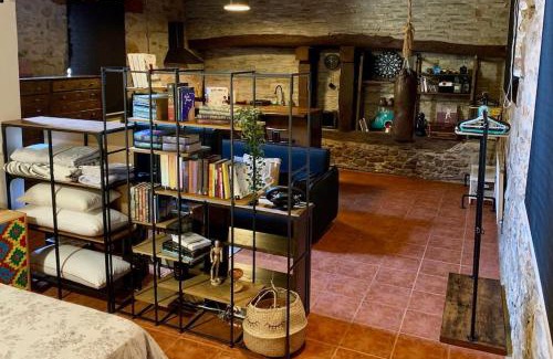 Ponferrada Apartamento | Mirador Yellow Door