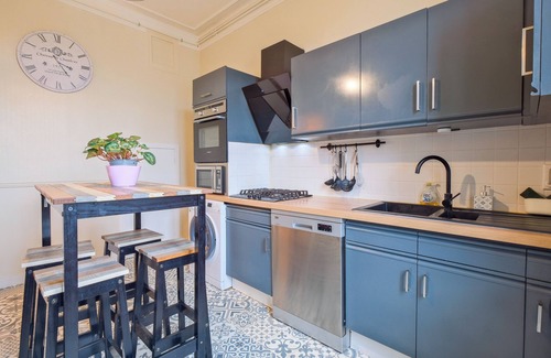 Perigueux Apartamento | Miraflores – Apartamento espacioso y elegante en el corazón de Périgueux con Wi-Fi