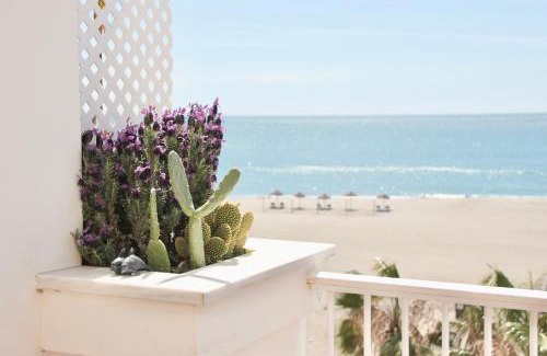 Caleta de Velez Apartamento | MIRAMAR BEACH CALETA DE VÉLEZ MÁLAGA