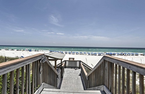Miramar Beach Apartamento | Miramar Beach Retreat - Beachfront & Poolside