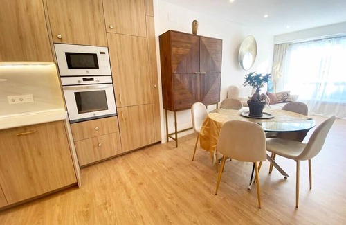San Sebastián Apartamento | Miramar: Exclusive luxurious flat, parking, terrace, new!