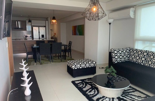 Costa del Este Apartamento | Miramar I Comfortable 1BDR with Park View