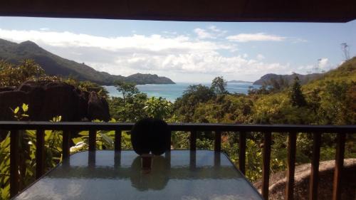 Anse Volbert Village Casa | Mirella Villa