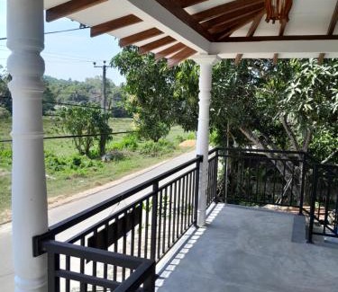 Kamburugamuwa Apartamento | Mirissa sylph family guest