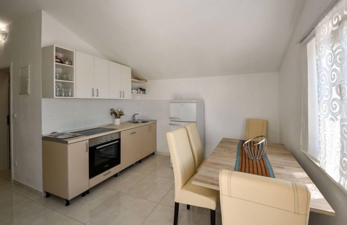 Seline Apartamento | Mirjana by Interhome