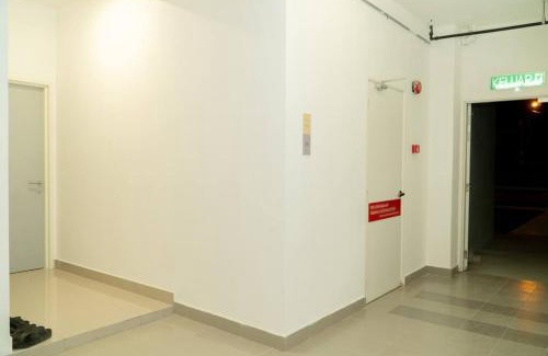 Kajang Apartamento | Miro Resthouse by the Pool